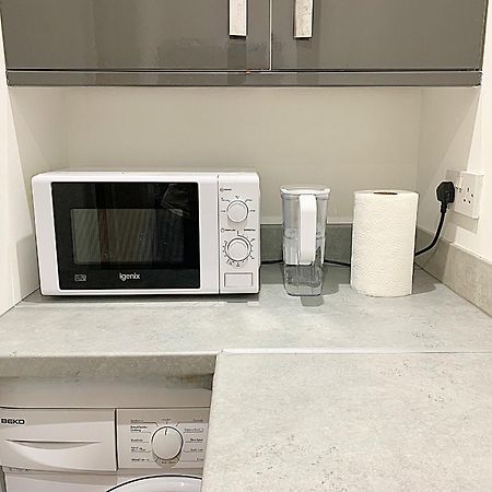 Cozytomari Apartment Лондон Екстериор снимка