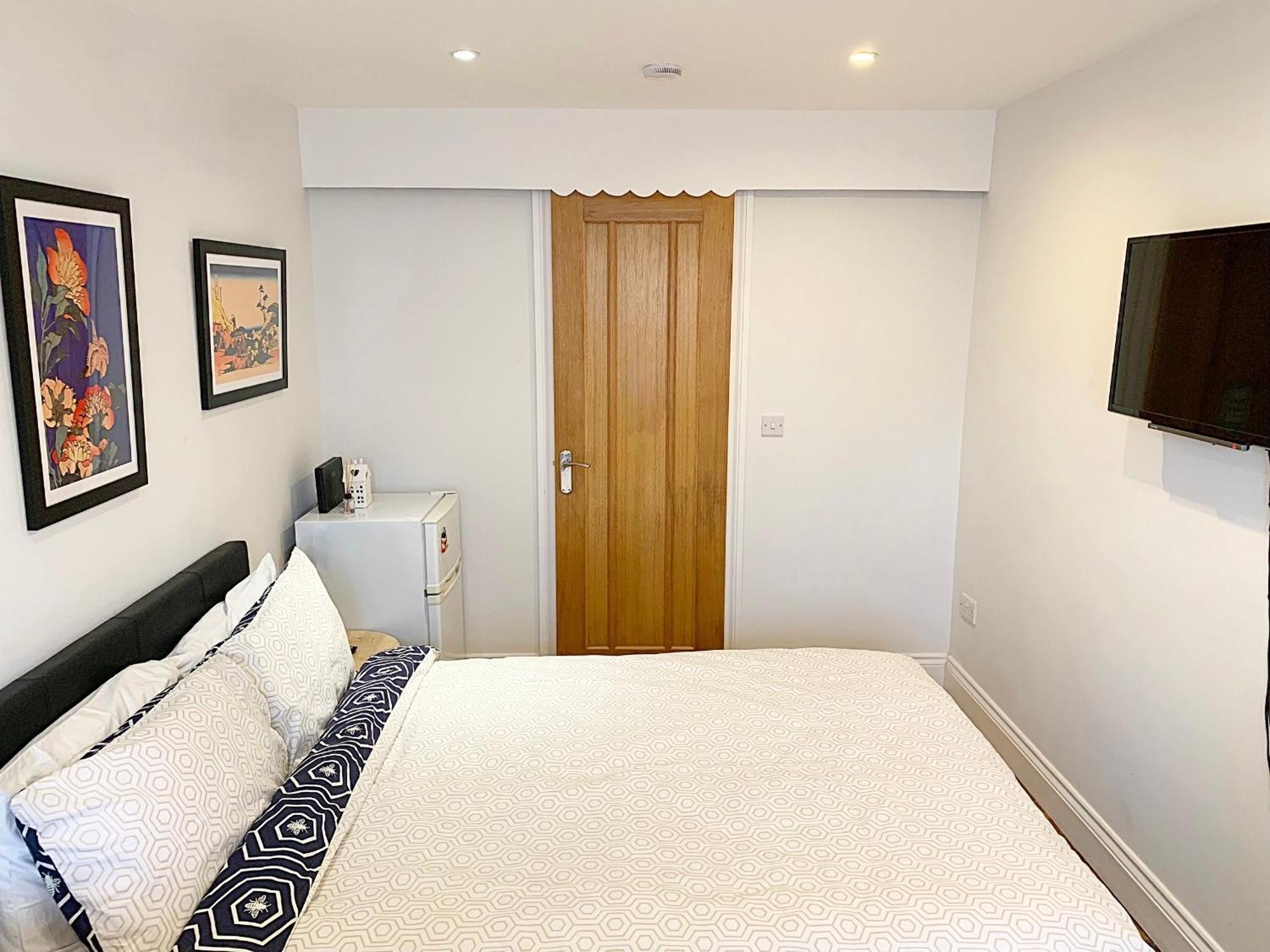 Cozytomari Apartment Лондон Екстериор снимка